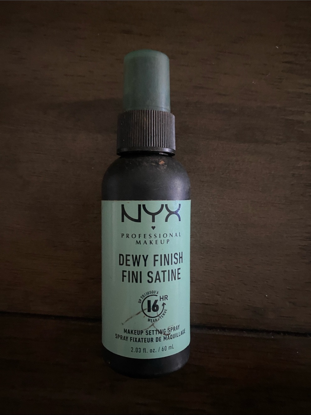 Nyx Dewy Finish Setting Spray - Green